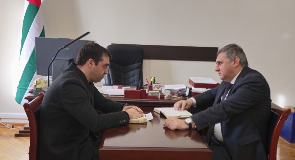 Начальник управления представил отчет о проделанной Госуправлением работе за 2025 год.