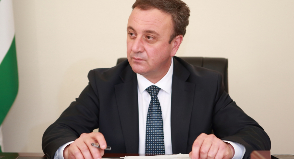 Премьер-министр возглавил оргкомитет по проведению международного экономического форума «Абхазия — инвестиции в будущее»