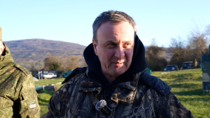 Премьер-министр посетил полигон Цабал, где проходят командно-штабные учения