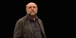 Владимир Делба поздравил Народного артиста Абхазии Кесоу Хагба с 75-летним юбилеем