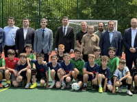 Таращ Хагба принял участие в торжественном открытии спортплощадки в городе Гал